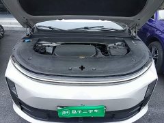 Li Auto L6 Max - ფოტო 20