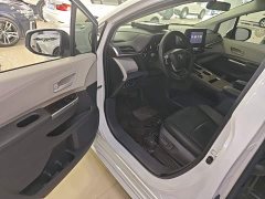 Toyota Sienna 2021 2.5L Hybrid Comfort Edition - ფოტო 16