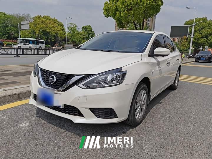 Nissan Sylphy Classic 1.6XE CVT Comfort - ავტომობილი ჩინეთიდან