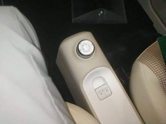 Wuling Hongguang MINIEV Third Generation 215km Youth Edition - ფოტო 11