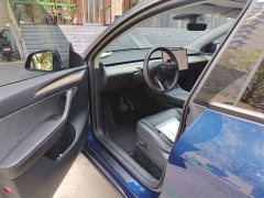 Tesla Model Y Long Range All-Wheel Drive 3D7 - ფოტო 14