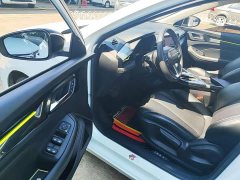 SAIC MG i5 2021 Facelift 1.5L CVT Diamond Edition - ფოტო 16