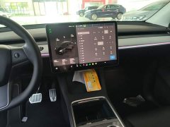 Tesla Model Y Long Range All-Wheel Drive - ფოტო 13