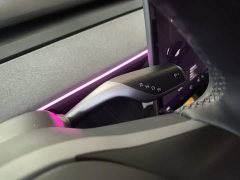 Tesla Model Y Long Range All-Wheel Drive - ფოტო 14