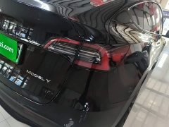 Tesla Model Y Long Range All-Wheel Drive - ფოტო 8