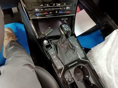 Volkswagen Passat Plug-in Hybrid 430PHEV Hybrid Business Edition - ფოტო 14