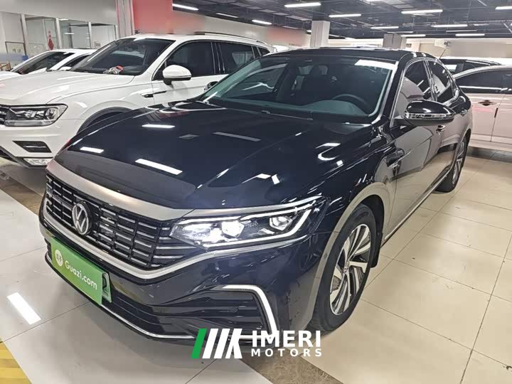 Volkswagen Passat Plug-in Hybrid 430PHEV Luxury Edition - ავტომობილი ჩინეთიდან