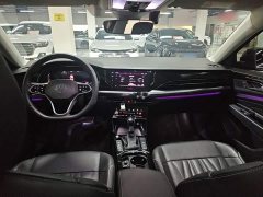 Volkswagen Passat Plug-in Hybrid 430PHEV Luxury Edition - ფოტო 10