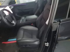 Tesla Model Y Rear-Wheel Drive - ფოტო 15