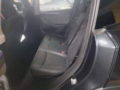Tesla Model Y Rear-Wheel Drive - ფოტო 17