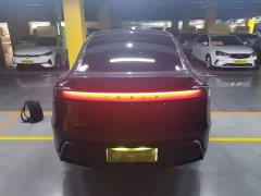 Tesla Model Y Rear-Wheel Drive - ფოტო 6