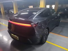 Tesla Model Y Rear-Wheel Drive - ფოტო 7
