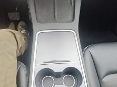 Tesla Model Y Rear-Wheel Drive - ფოტო 14