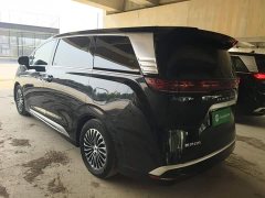 Denza D9 2022 DM-i 970 AWD Flagship - ფოტო 5