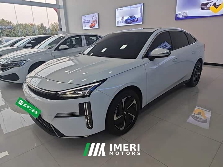 Geely Galaxy L6 2023 60km PLUS - ავტომობილი ჩინეთიდან