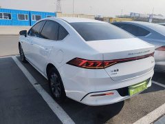 BYD Qin PLUS 2023 Champion Edition DM-i 55KM Leading - ფოტო 5