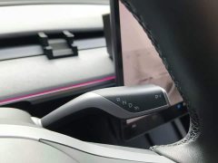 Tesla Model Y Long Range All-Wheel Drive - ფოტო 14