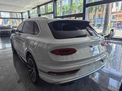 Bentley Bentayga 4.0T V8 Long Wheelbase Elegance Edition - ფოტო 8