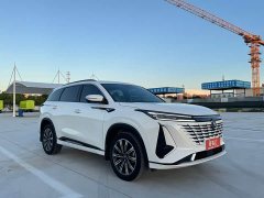 Changan CS75PLUS Third Generation 1.5T Automatic Deluxe - ფოტო 3
