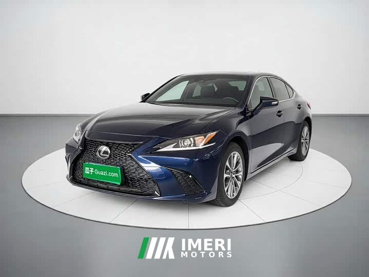 Lexus ES 200 Excellence Edition