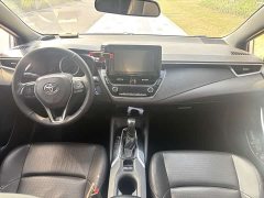 Toyota Corolla Hybrid 1.8H E-CVT Luxury - ფოტო 9