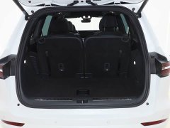 Li Auto ONE Extended Range 6-Seater - ფოტო 16