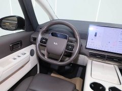 Li Auto Li Xiang MEGA Ultra - ფოტო 20