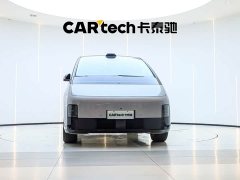 Li Auto Li Xiang MEGA Ultra - ფოტო 8