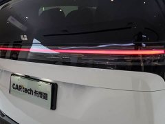 Li Auto MEGA Ultra Smart Refresh Edition - ფოტო 13