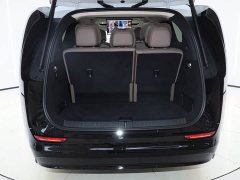 Li Auto MEGA Ultra Smart Refresh Edition - ფოტო 18
