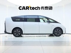 Li Auto MEGA Ultra Smart Refresh Edition - ფოტო 7