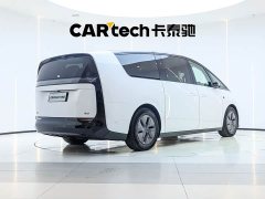 Li Auto MEGA Ultra Smart Refresh Edition - ფოტო 8
