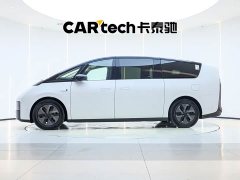 Li Auto MEGA Ultra Smart Refresh Edition - ფოტო 9