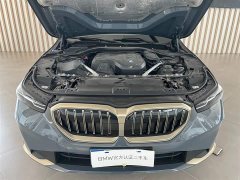 BMW 5 Series 530Li Luxury Edition Premium Package - ფოტო 13