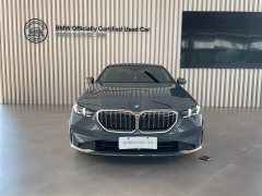 BMW 5 Series 530Li Luxury Edition Premium Package - ფოტო 2