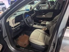 Ford Adventurer 2.0T FWD Elegant Edition - ფოტო 6