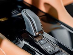 Toyota Vellfire 2024 Crown Hybrid 2.5L Executive Premier Edition - ფოტო 16