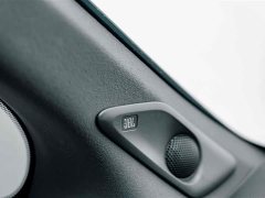 Toyota Vellfire 2024 Crown Hybrid 2.5L Executive Premier Edition - ფოტო 18