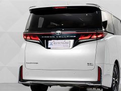 Toyota Vellfire 2024 Crown Hybrid 2.5L Executive Premier Edition - ფოტო 6