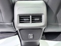 Chevrolet Equinox 550T RS Intelligent Explorer Edition - ფოტო 16