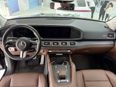 Mercedes-Benz GLS 450 4MATIC Fashion - ფოტო 11