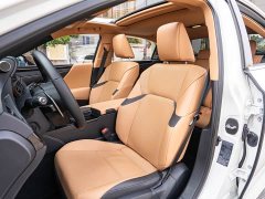 Lexus ES 300h Premium Edition - ფოტო 11