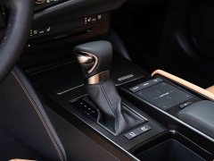Lexus ES 300h Premium Edition - ფოტო 15