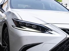 Lexus ES 300h Premium Edition - ფოტო 6