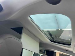 Li Auto MEGA 2025 Home Family Edition - ფოტო 13
