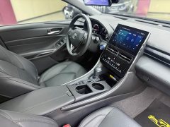 Toyota Avalon Hybrid 2.5L Luxury - ფოტო 19