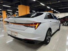 Hyundai Elantra 1.5L CVT Luxury - ფოტო 13
