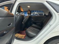 Hyundai Elantra 1.5L CVT Luxury - ფოტო 6