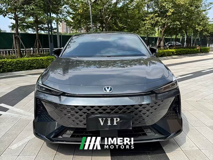 Changan UNI-V 2024 1.5T Premium Sport - ავტომობილი ჩინეთიდან