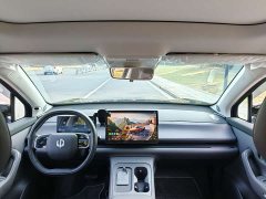 Leapmotor C10 530 Smart Comfort Edition - ფოტო 8